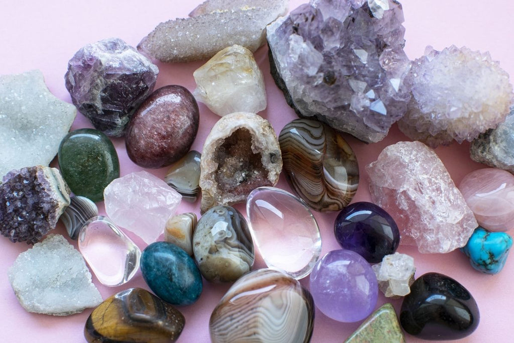 Tumbled Stones: What are tumbled stones? How are they made?