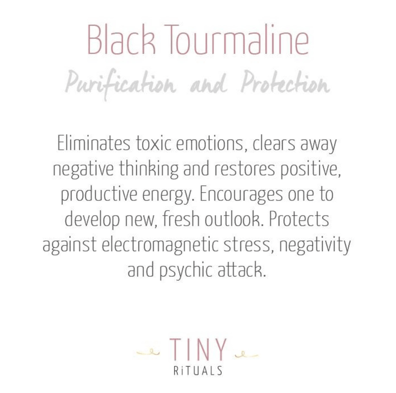 #1 BLK TOUR swatch