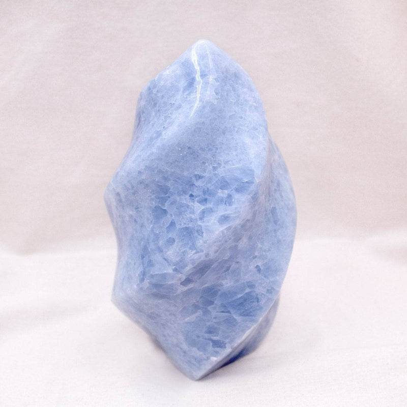 #3 BLUE CALCITE swatch