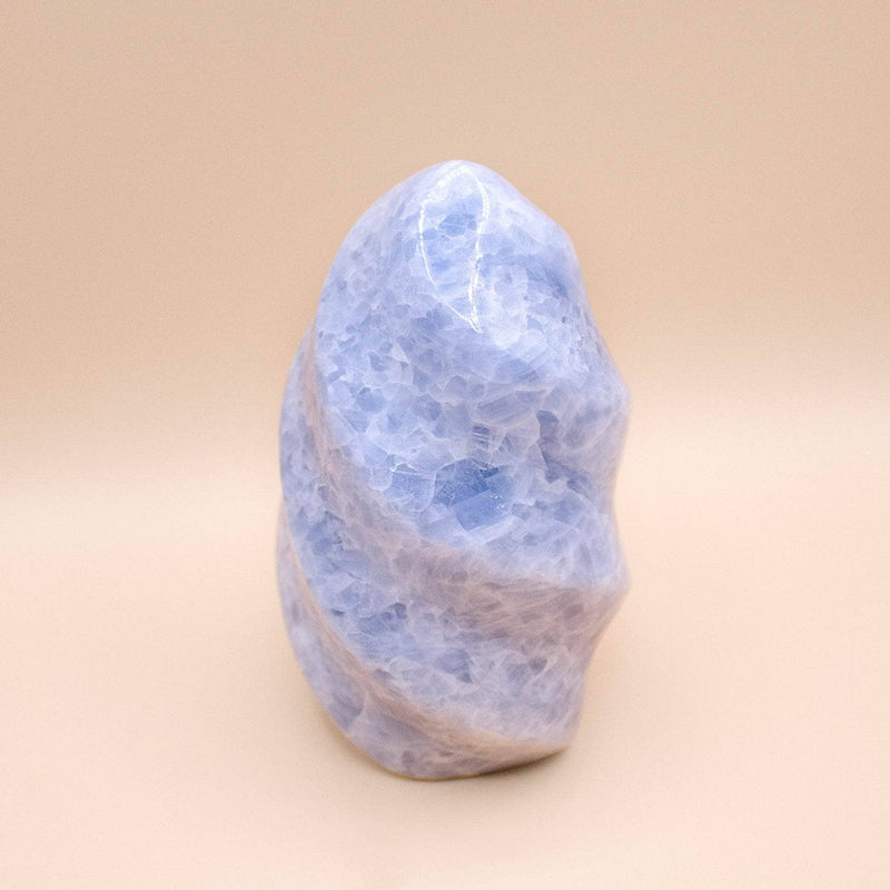 #4 BLUE CALCITE swatch