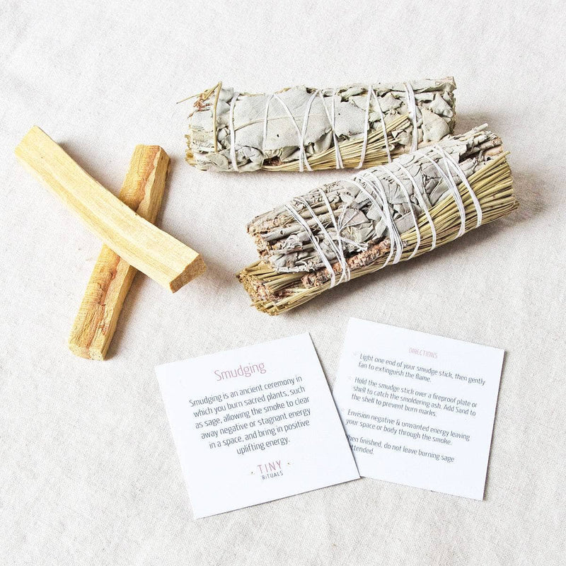 White Sage & Pinon Pine Smudge swatch