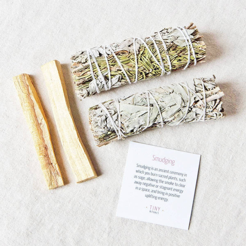 White Sage & Rosemary Smudge swatch