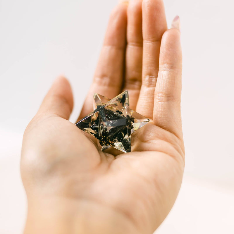 Black Tourmaline swatch