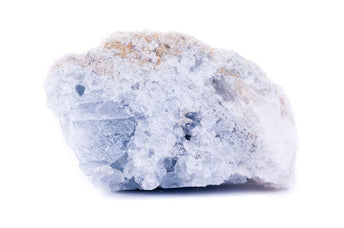 Celestite Crystal Meaning: Healing Properties & Everyday Uses