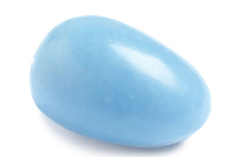Angelite Crystal Meaning: Healing Properties & Everyday Uses