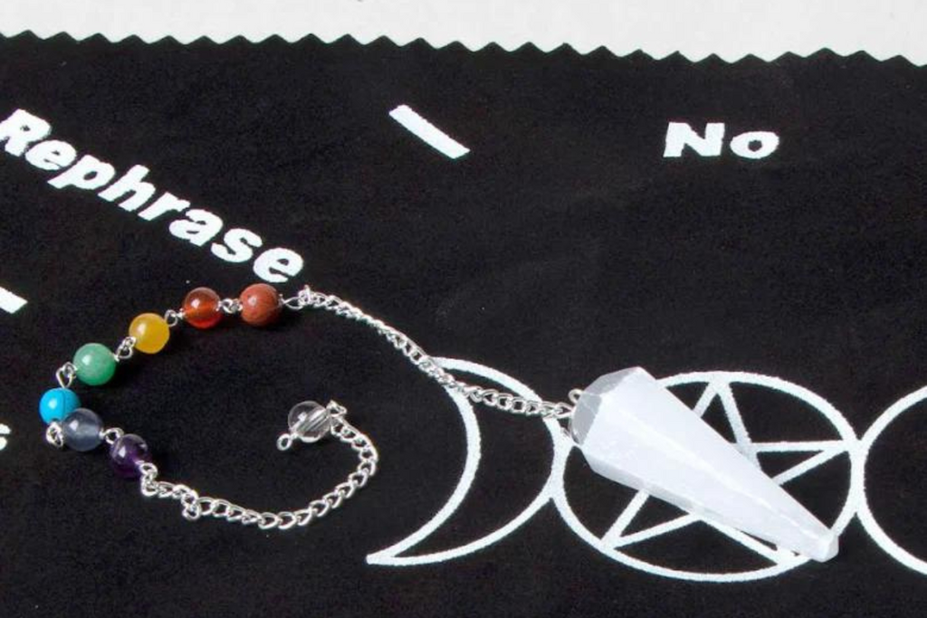 How To Use A Pendulum: The A-Z Guide // Tiny Rituals