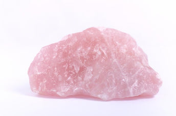 Rose Quartz Crystals & Gemstones: Names, Meanings & Benefits