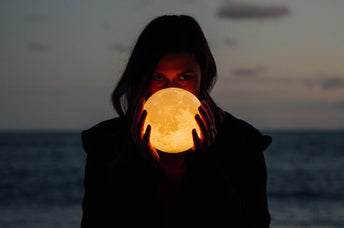 Conscious Connection: What is My Moon Sign?