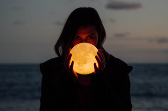 Conscious Connection: What is My Moon Sign?