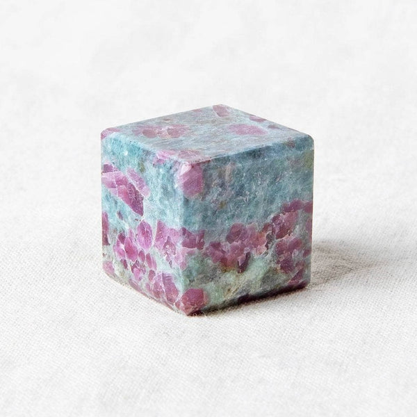 Ruby-Kyanite Cube