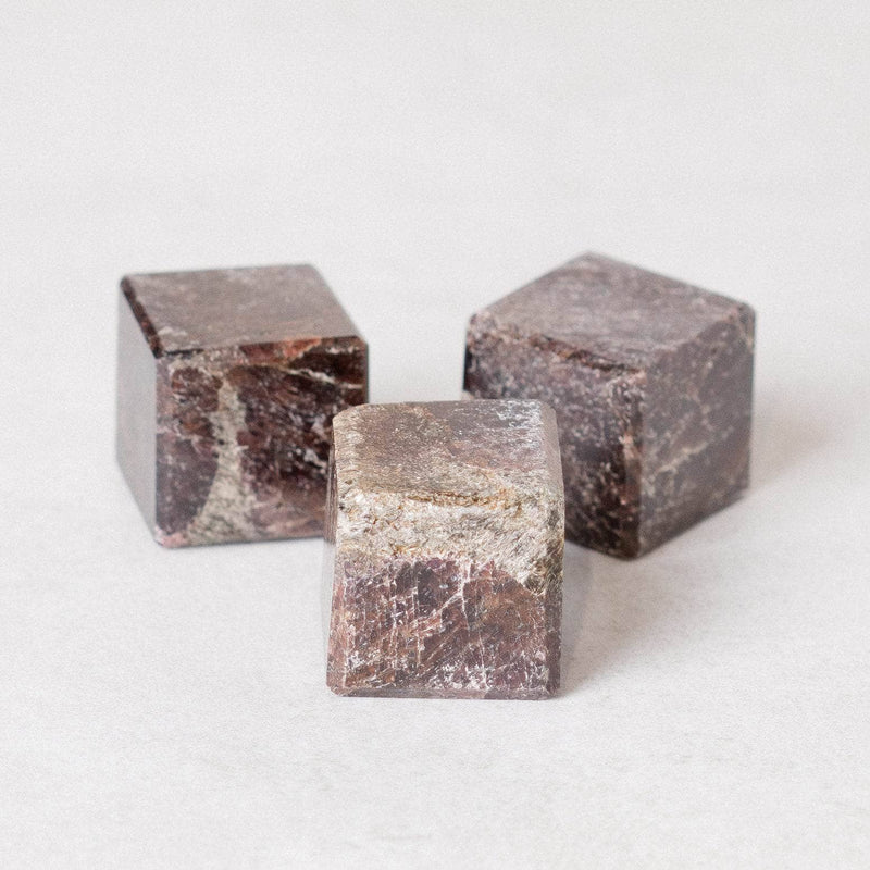 Garnet Cube