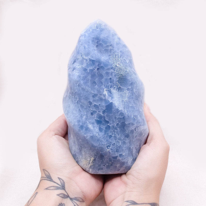 #5 BLUE CALCITE swatch