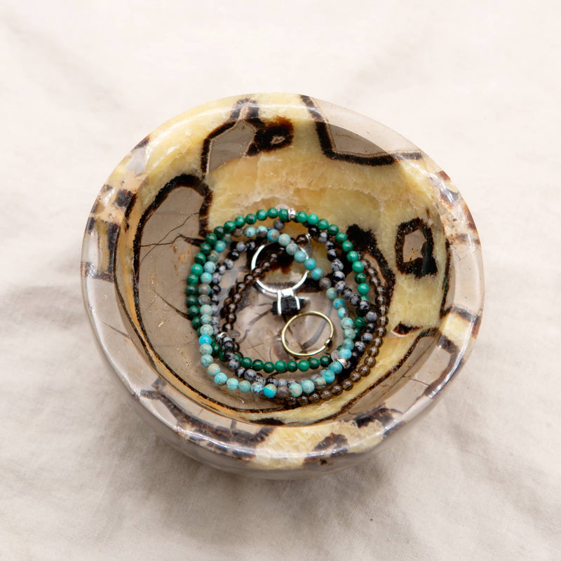 #16 swatch