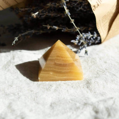 yellow calcite