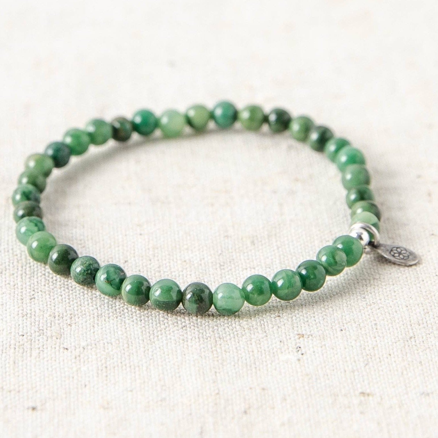 African green flower jade bracelet